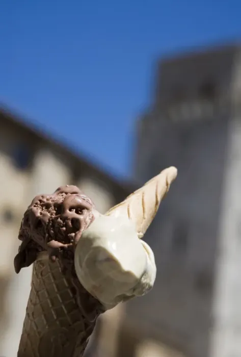 Framed Print : Ice Cream in San Gimignano, Tuscany, Italy, Europe Framed Print : Ice Cream in San Gimignano, Tuscany, Italy, Europe