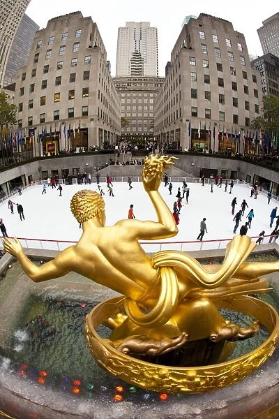 Ice skating rink below the Rockefeller Centre building on Fifth Avenue