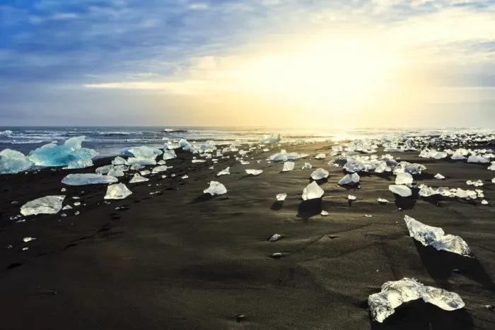 Framed Print : Icebergs on a black sand volcanic beach next to the Jokulsarlon glacial lake in Vatnajokull Framed Print : Icebergs on a black sand volcanic beach next to the Jokulsarlon glacial lake in Vatnajokull