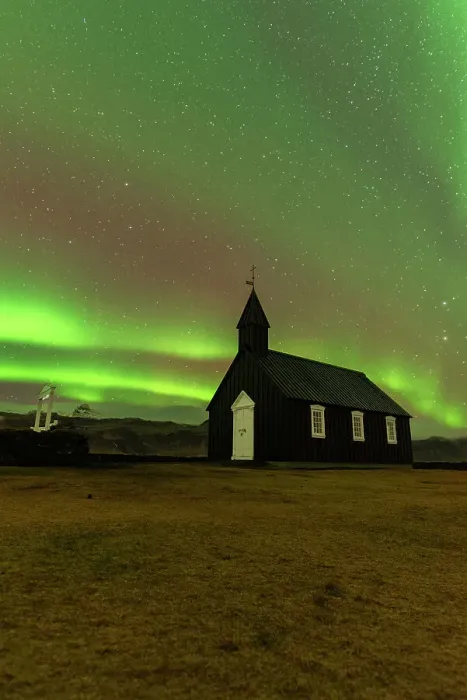 Framed Print : Iconic black wooden Budakirkja church under the Northern Lights (Aurora Borealis), Budir, Snaefellsness Peninsula, Vesturland, Iceland, Polar Regions