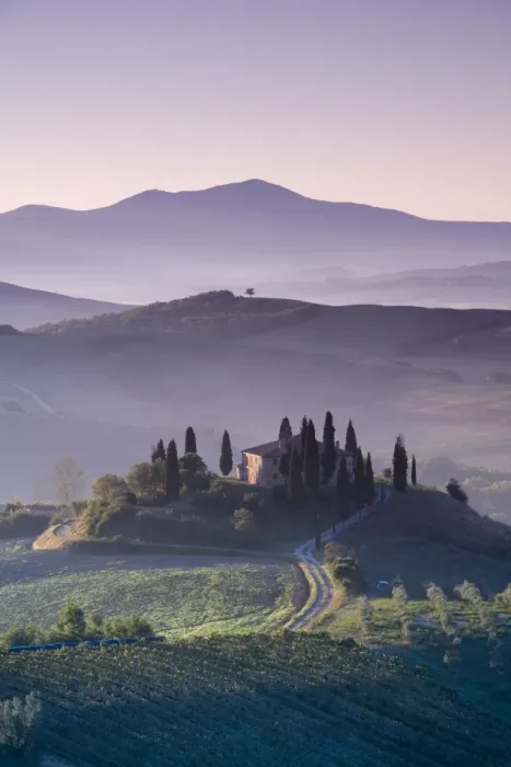 Framed Print : Iconic Tuscan Farmhouse, Val d Orcia, UNESCO World Heritage Site, Tuscany, Italy, Europe