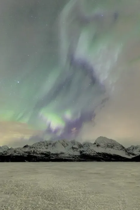 Framed Print : The icy lake of Jaegervatnet framed by the Northern Lights (aurora borealis) Framed Print : The icy lake of Jaegervatnet framed by the Northern Lights (aurora borealis)