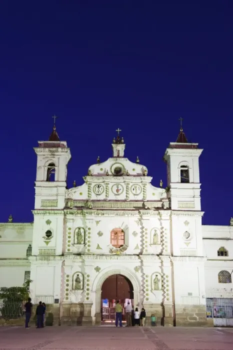 Framed Print : Iglesia Los Dolores, Tegucigalpa, Honduras, Central America Framed Print : Iglesia Los Dolores, Tegucigalpa, Honduras, Central America