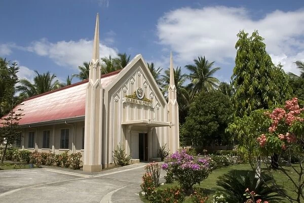 Iglesia Ni Cristo, characteristic modern style of church built by this active Christian sect