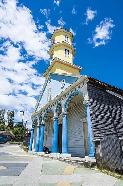 Iglesia San Carlos de Chonchi, UNESCO World Heritage Site, Chonchi, Chiloe, Chile, South America