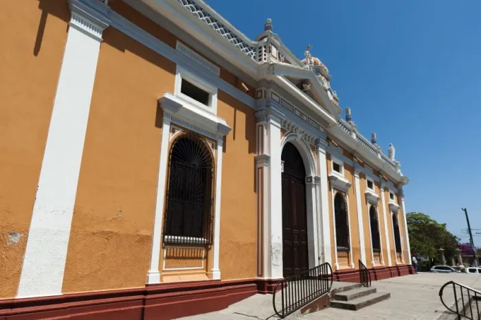 Framed Print : Iglesia de Xalteva, Granada, Nicaragua, Central America Framed Print : Iglesia de Xalteva, Granada, Nicaragua, Central America