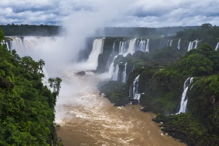 Framed Print : Iguazu Falls (Iguacu Falls) (Cataratas del Iguazu), UNESCO World Heritage Site, Argentinian Framed Print : Iguazu Falls (Iguacu Falls) (Cataratas del Iguazu), UNESCO World Heritage Site, Argentinian