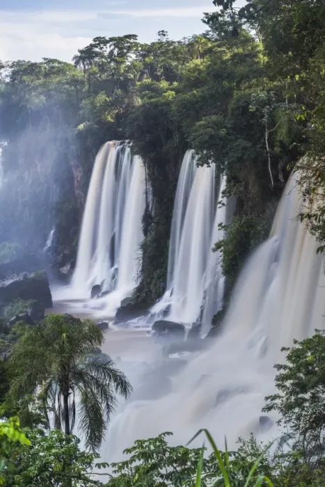 Framed Print : Iguazu Falls (Iguassu Falls) (Cataratas del Iguazu), UNESCO World Heritage Site, Misiones Province Framed Print : Iguazu Falls (Iguassu Falls) (Cataratas del Iguazu), UNESCO World Heritage Site, Misiones Province