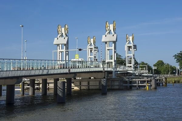 Ijssel Brucke, Town Bridge, Kampen, Holland, Europe