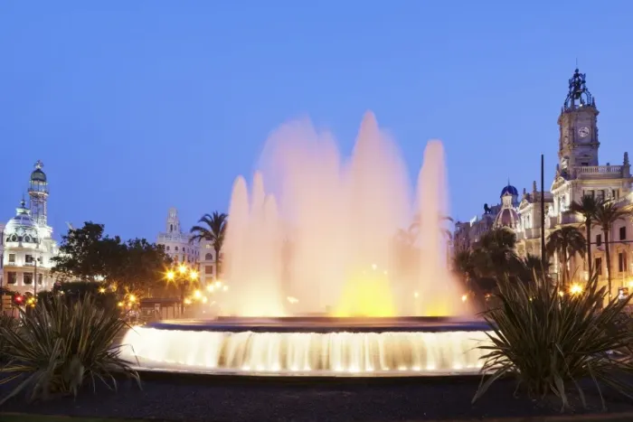Framed Print : Illuminated fountain on Plaza del Ayuntamineto with town hall at dusk, Valencia, Comunidad Valencia, Spain, Europe Framed Print : Illuminated fountain on Plaza del Ayuntamineto with town hall at dusk, Valencia, Comunidad Valencia, Spain, Europe