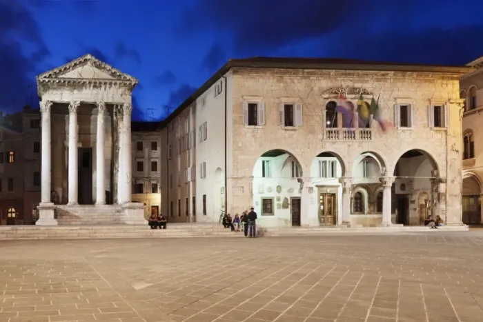 Framed Print : Illuminated Temple of Augustus and town hall on the marketplace in the old town at night, Pula, Istria, Croatia, Europe Framed Print : Illuminated Temple of Augustus and town hall on the marketplace in the old town at night, Pula, Istria, Croatia, Europe