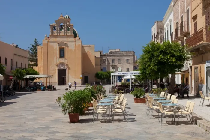 Framed Print : Immacolata Concezione Church and Piazza Madrice, Favignana, Egadi islands, Trapani, Sicily, Italy, Europe