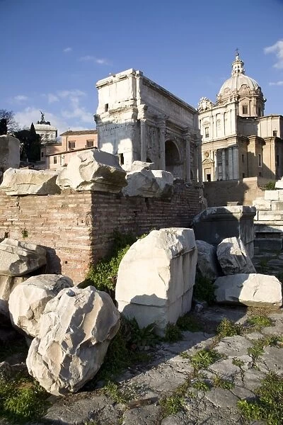The Imperial Forums, Settimio Severo arch, and the church of San Francesco dei Falegnami