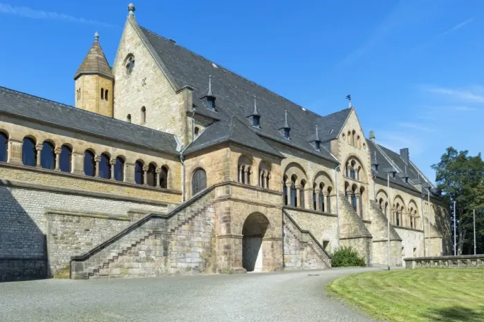 Framed Print : Imperial Palace (Kaiserpfalz), Goslar, UNESCO World Heritage Site, Harz, Lower Saxony Framed Print : Imperial Palace (Kaiserpfalz), Goslar, UNESCO World Heritage Site, Harz, Lower Saxony