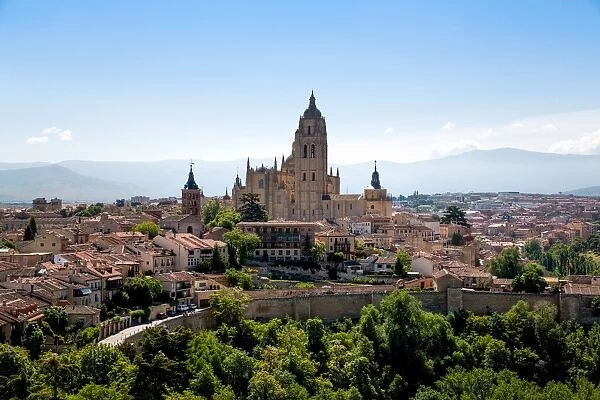 The imposing Gothic Cathedral of Segovia dominates the city, Segovia, Castilla y Leon