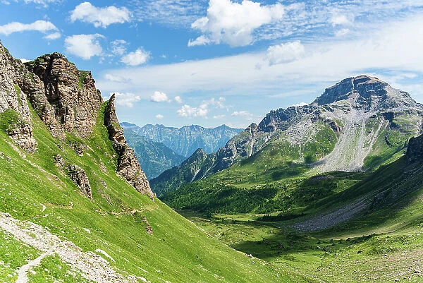 Impressive alpine mountain panorama of cliff like rocks, following the trail of Passo Valtendra between Alpe Veglia and Alpe Devero, Alpe Veglia, Verbania, Piedmont, Italy, Europe