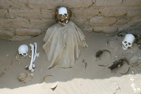 Inca cemetery near Nazca