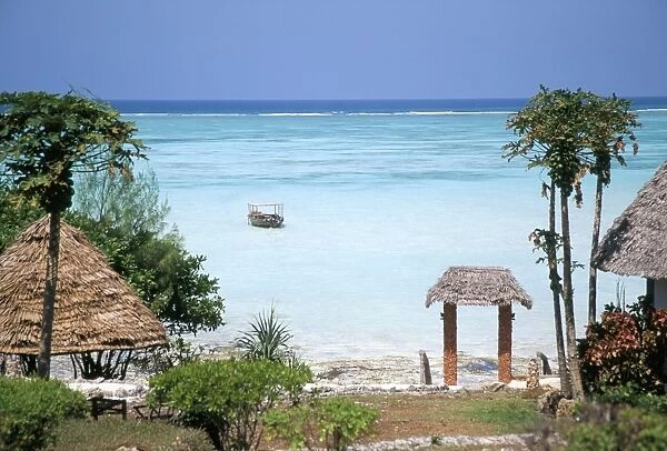 Indian Ocean from the Ras Nungwi Beach Hotel, Zanzibar, Tanzania, East Africa, Africa