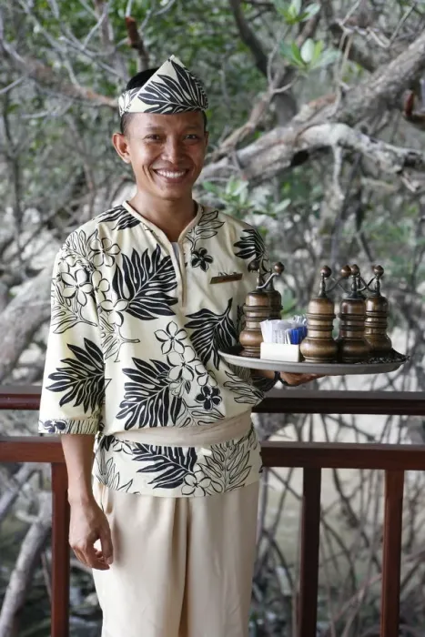 Framed Print : Indonesian waiter at the Banyan Tree hotel, Bintan, Indonesia, Southeast Asia, Asia