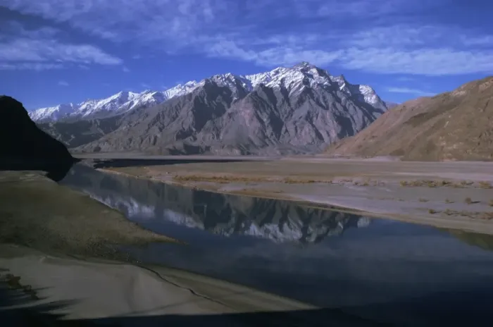 Framed Print : Indus River at Skardu looking downstream Framed Print : Indus River at Skardu looking downstream