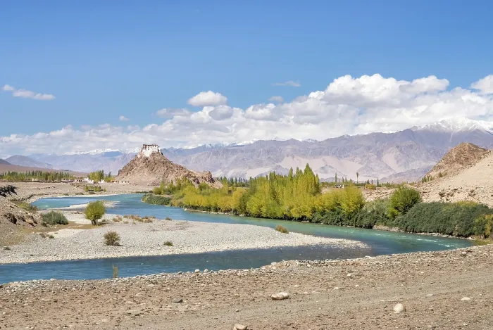 Framed Print : Indus River with the Tibetan Buddhist Stakna Monastery in the background, near Leh, Ladakh region, state of Jammu and Kashmir, India, Asia Framed Print : Indus River with the Tibetan Buddhist Stakna Monastery in the background, near Leh, Ladakh region, state of Jammu and Kashmir, India, Asia