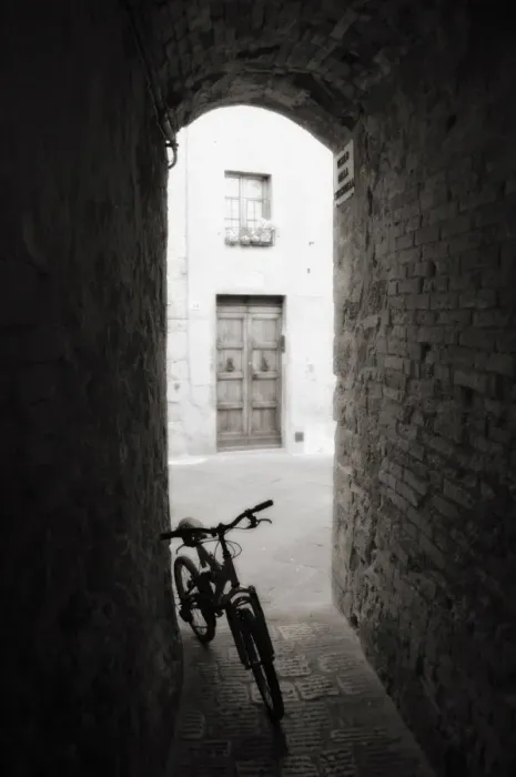 Framed Print : Infra red image of a bicycle in shady alleyway, San Quirico d Orcia Framed Print : Infra red image of a bicycle in shady alleyway, San Quirico d Orcia