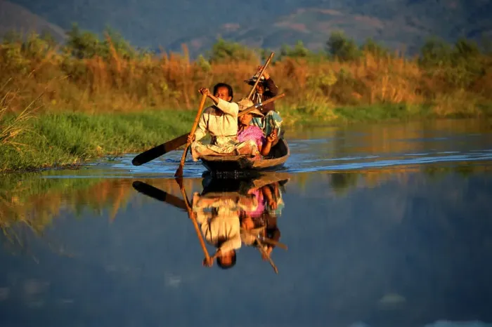 Framed Print : Inle lake, Shan States, Myanmar, Asia Framed Print : Inle lake, Shan States, Myanmar, Asia