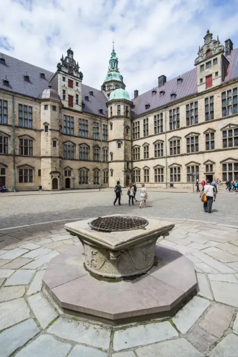 Framed Print : Inner yard in Kronborg Renaissance castle, UNESCO World Heritage Site, Helsingor, Denmark, Scandinavia, Europe Framed Print : Inner yard in Kronborg Renaissance castle, UNESCO World Heritage Site, Helsingor, Denmark, Scandinavia, Europe