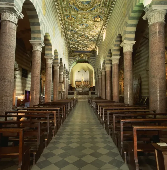 Framed Print : Inside the Grande Duomo, Volterra, Tuscany, Italy, Europe Framed Print : Inside the Grande Duomo, Volterra, Tuscany, Italy, Europe