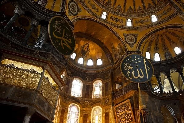 Interior of Aya Sofya (Church of the Divine Wisdom), Istanbul, Turkey, Europe