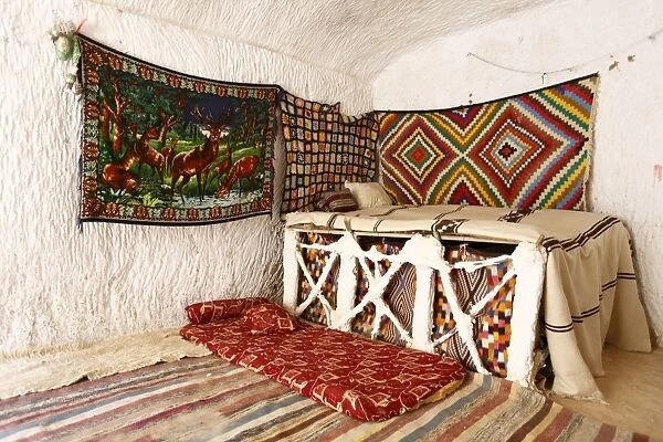 Interior, Berber underground dwellings, Matmata, Tunisia, North Africa, Africa