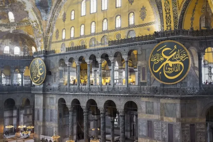 Framed Print : Interior of the Hagia Sophia, UNESCO World Heritage Site, Istanbul, Turkey, Europe Framed Print : Interior of the Hagia Sophia, UNESCO World Heritage Site, Istanbul, Turkey, Europe