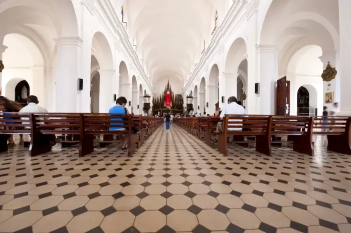 Framed Print : Interior of Iglesia de la Sant Framed Print : Interior of Iglesia de la Sant