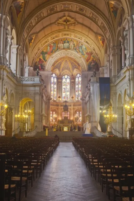 Framed Print : The interior of L Eglise Saint Roch in Paris, France, Europe Framed Print : The interior of L Eglise Saint Roch in Paris, France, Europe