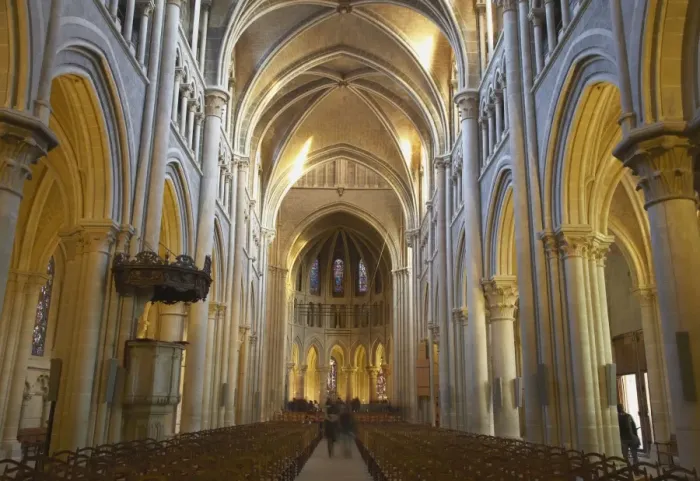 Framed Print : Interior of Lausanne Cathedral, Lausanne, Vaud, Switzerland, Europe Framed Print : Interior of Lausanne Cathedral, Lausanne, Vaud, Switzerland, Europe