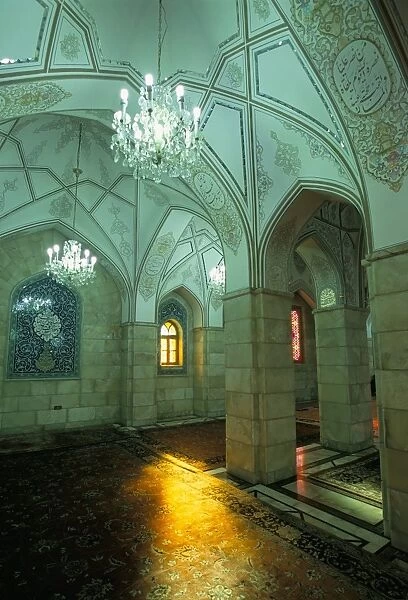 Interior, Sayyida Ruqayya mosque