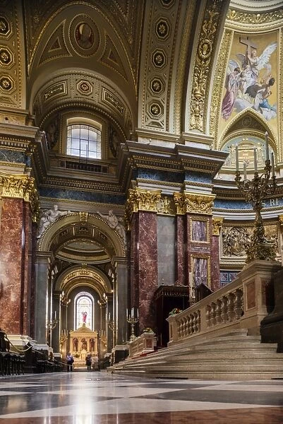 Interior of St. Stephens Basilica (Szent Istvan-bazilika), Budapest, Hungary, Europe