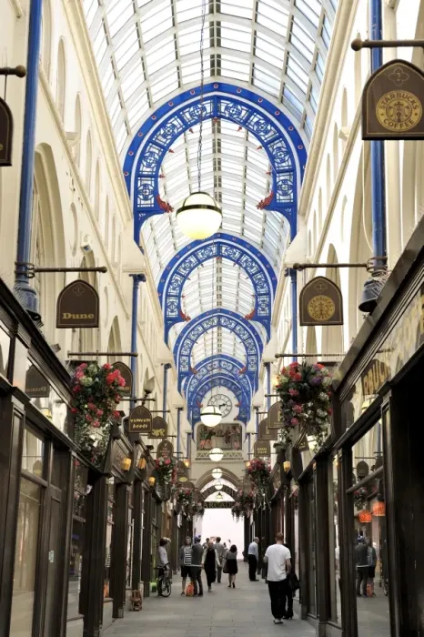 Framed Print : Interior of Thorntons Arcade, Leeds, West Yorkshire, England, United Kingdom, Europe Framed Print : Interior of Thorntons Arcade, Leeds, West Yorkshire, England, United Kingdom, Europe