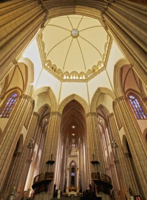 Framed Print : Interior view of the Sao Paulo See Metropolitan Cathedral, Praca da Se, City of Sao Paulo Framed Print : Interior view of the Sao Paulo See Metropolitan Cathedral, Praca da Se, City of Sao Paulo