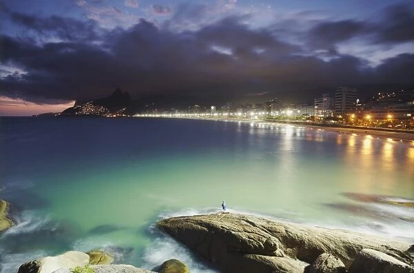 Ipanema beach and Ponta do Aproador at sunset, Rio de Janeiro, Brazil, South America