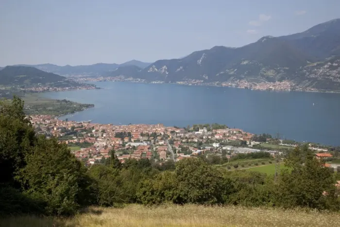 Framed Print : Iseo and view of Lake Iseo, Lombardy, Italian Lakes, Italy, Europe Framed Print : Iseo and view of Lake Iseo, Lombardy, Italian Lakes, Italy, Europe