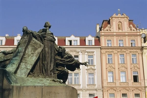 Jan Hus Monument and Kinsky Palace, Old Town Square, Prague, Czech Republic, Europe