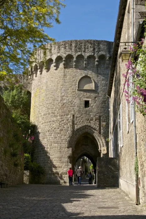 Framed Print : Jerzual fortified entrance gate dating from the 13th century, Dinan, Brittany, France, Europe Framed Print : Jerzual fortified entrance gate dating from the 13th century, Dinan, Brittany, France, Europe