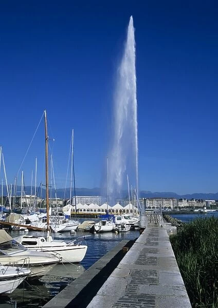 Jet d eau (water jet), Lake Geneva, Geneva, Switzerland, Europe