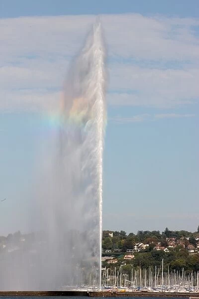 Jet d Eau, the worlds tallest fountain, on Lake Geneva (Lake Leman)