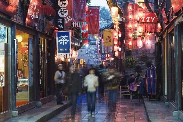 Jinling street bars at night, Chengdu, Sichuan Province, China, Asia