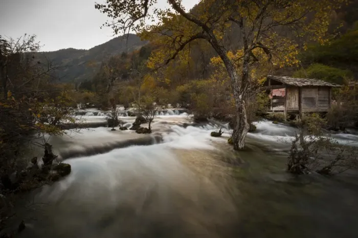 Framed Print : Jiuzhaigou (Nine Village Valley), UNESCO World Heritage Site, Sichuan province, China Framed Print : Jiuzhaigou (Nine Village Valley), UNESCO World Heritage Site, Sichuan province, China