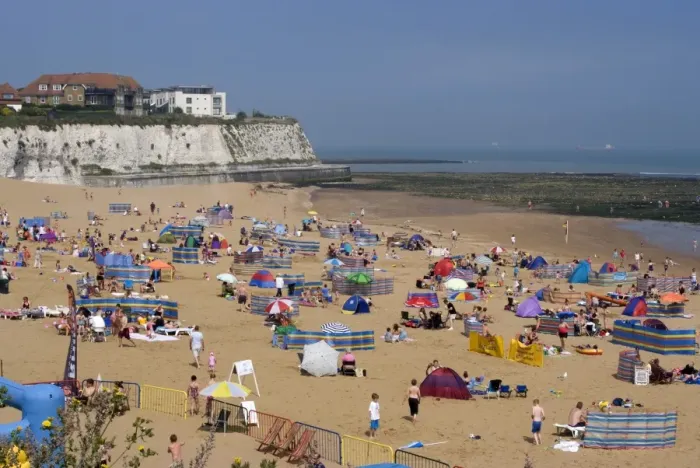 Framed Print : Joss Bay, Broadstairs, Kent, England, United Kingdom, Europe Framed Print : Joss Bay, Broadstairs, Kent, England, United Kingdom, Europe