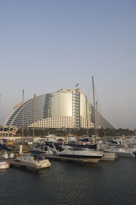 Framed Print : Jumeirah Beach Hotel Framed Print : Jumeirah Beach Hotel