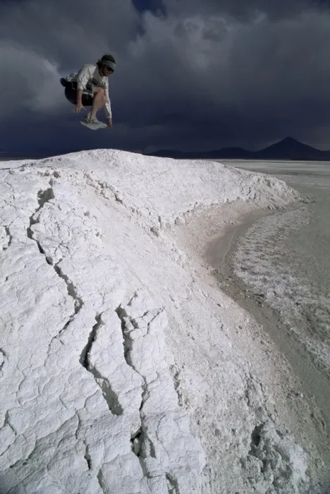 Framed Print : Jumping above the borax deposits on borders of Laguna Colorado, Bolivia, South America Framed Print : Jumping above the borax deposits on borders of Laguna Colorado, Bolivia, South America